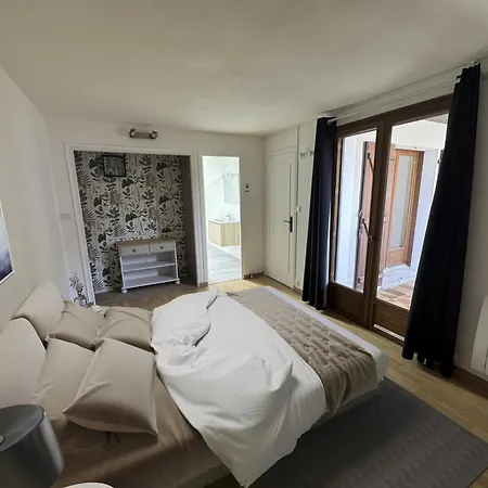 Semesterbostad Demeure Ambroise - Proche Puy Du Fo *