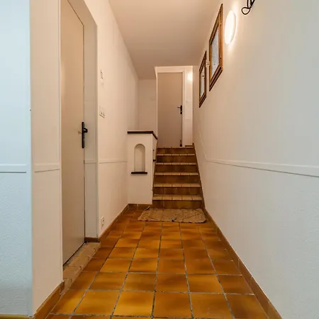 Paradis - Grande Demeure Familiale Proche Puy-du-foυ Ferienhaus