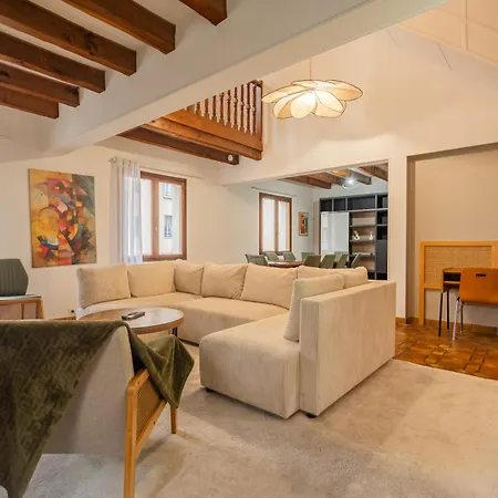 Paradis - Grande Demeure Familiale Proche Puy-du-foυ Ferienhaus